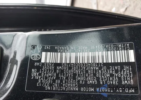 2013 Toyota Corolla S z USA, uszkodzony, nr VIN 2T1BU4EE6DC047165